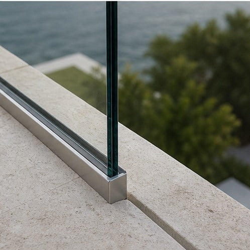 Low-Iron Laminated Structural Glass